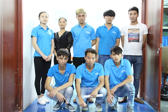 頒發(fā)獎勵動員大會“佳團隊獎”