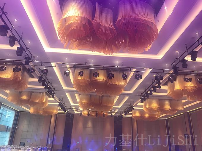 宴會廳燈光設備