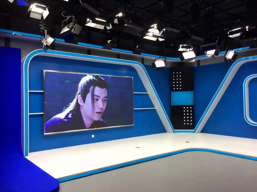 廣西桂平電視臺演播室燈光設(shè)計(jì)效果圖