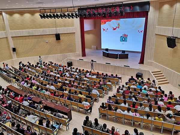 舞臺(tái)面光燈